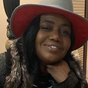 Meet your Posher, Tracey